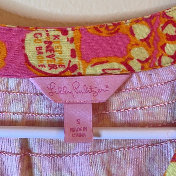 Lilly Pulitzer pink & gold top! ✨🌴 - Picture 3 of 8